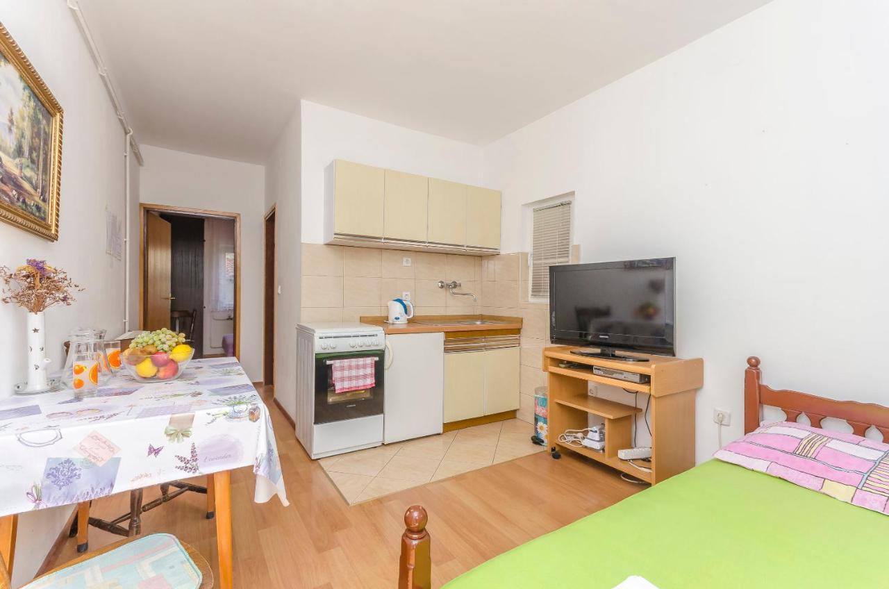 Apartments Mira I Vodice Exterior foto